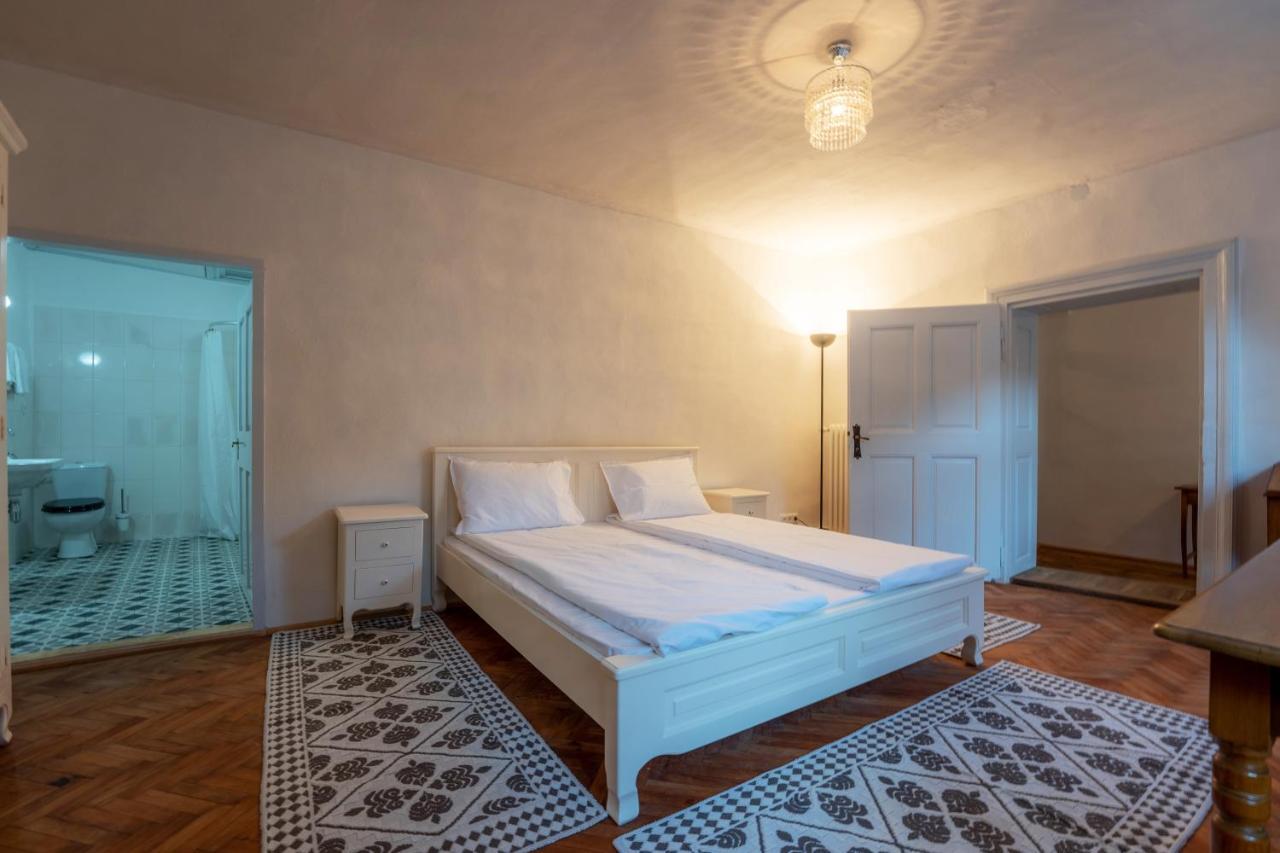 Casa Josef Bacon - La Strada - Aparthotel Sighisoara Exterior photo