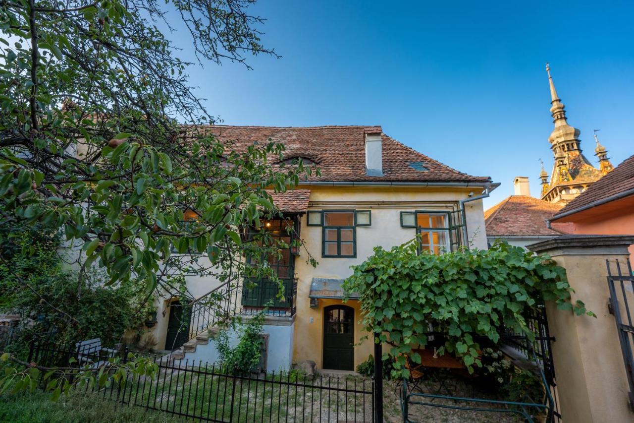Casa Josef Bacon - La Strada - Aparthotel Sighisoara Exterior photo